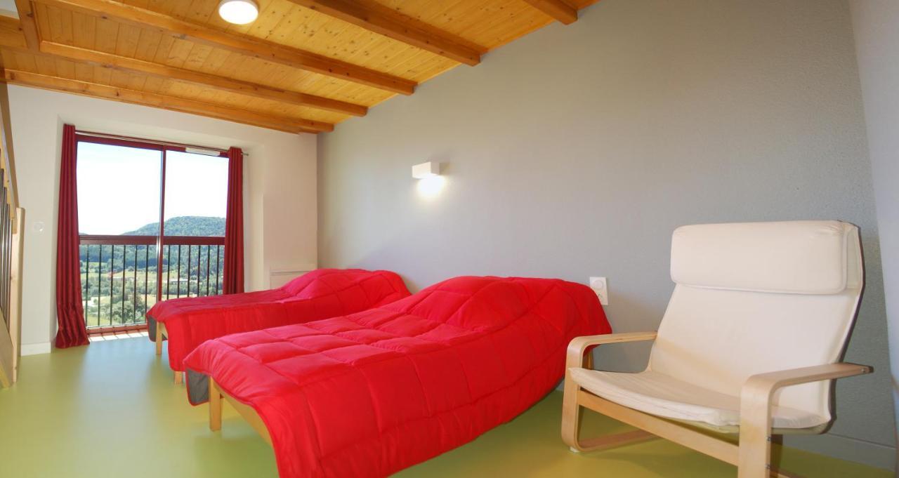 Condat  Gite Du Haut Cantal - Appartements Meubles Avec Kitchenette Et Chambres Sans Kitchenette מראה חיצוני תמונה